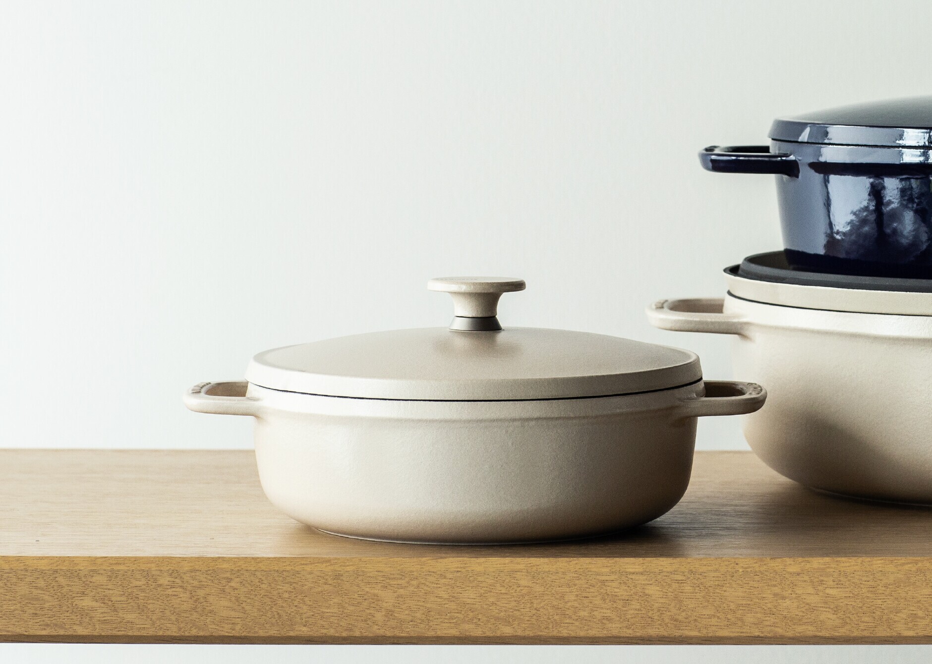 オーブンポット 2 22cm Shallow ベーシックノブ＆リッドスタンド