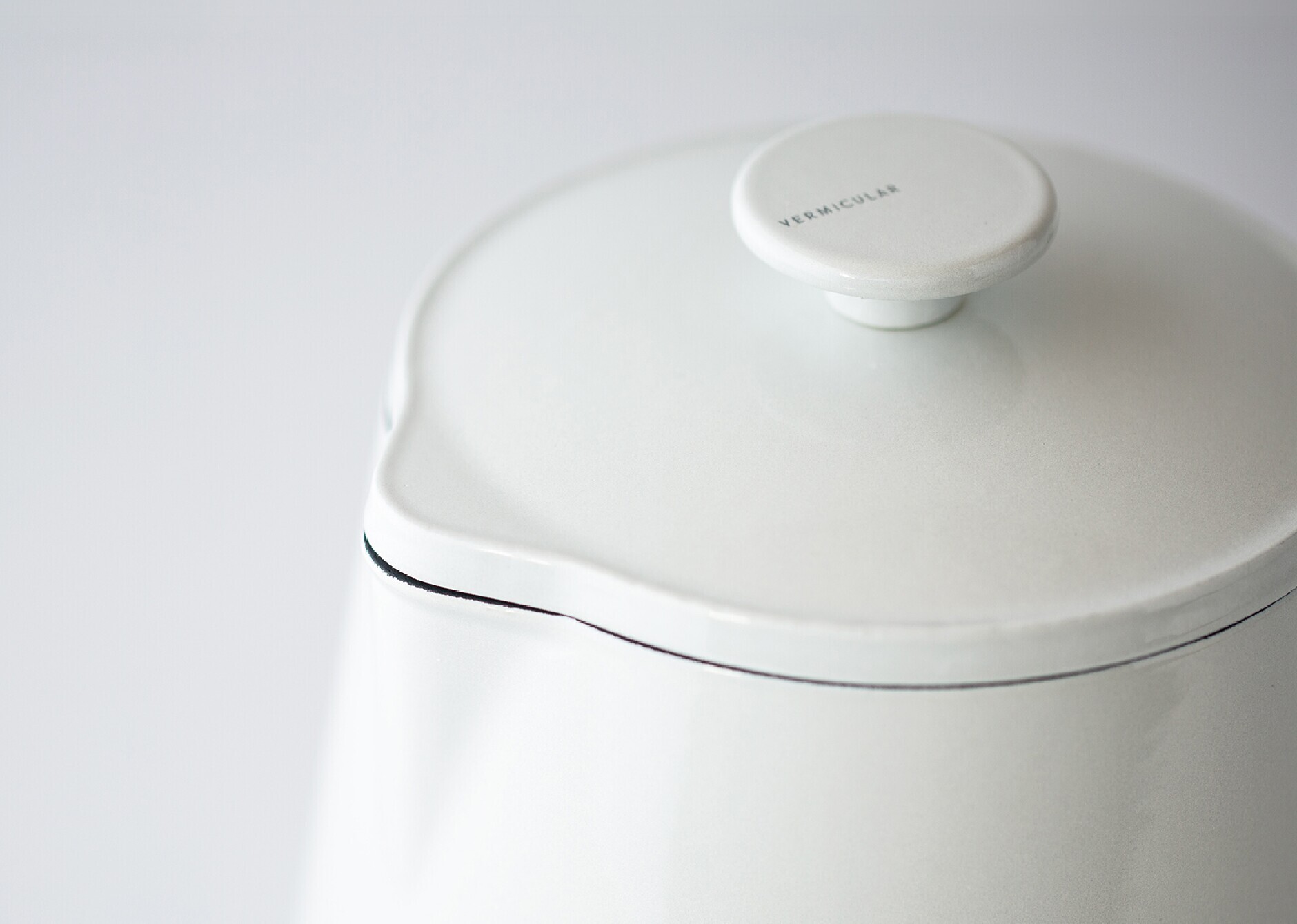 バーミキュラ スープポット[トリュフグレー］ | バーミキュラ公式