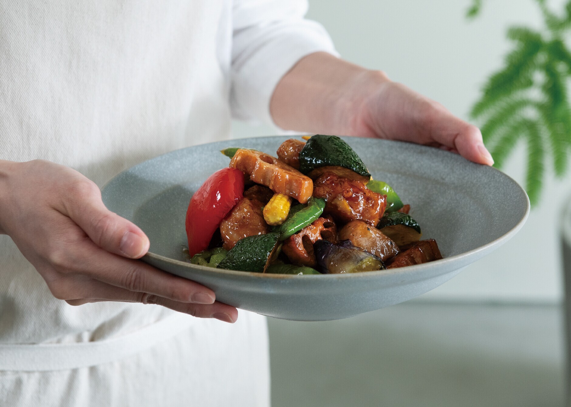 シャロウボウル リム 24cm[鶯］ | バーミキュラ公式オンラインショップ