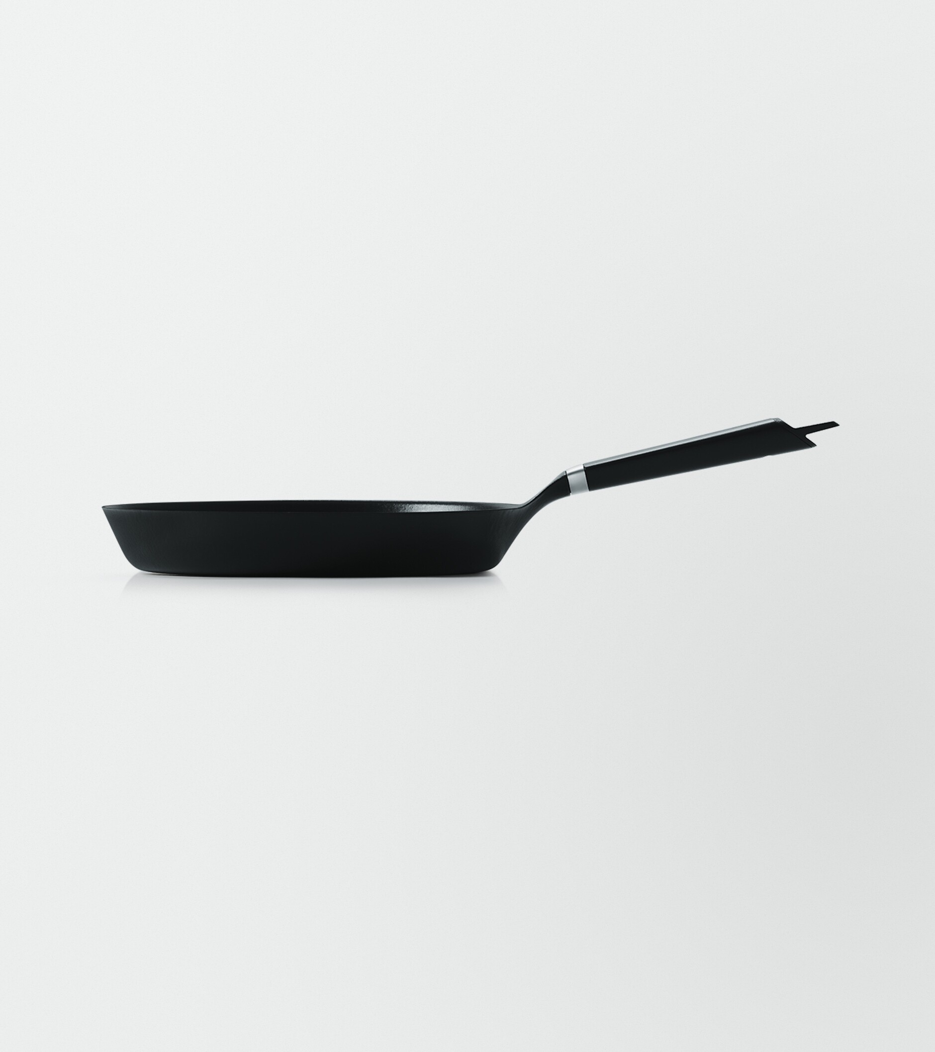オーブンセーフスキレット 28cm[メタルハンドル］ | バーミキュラ公式 