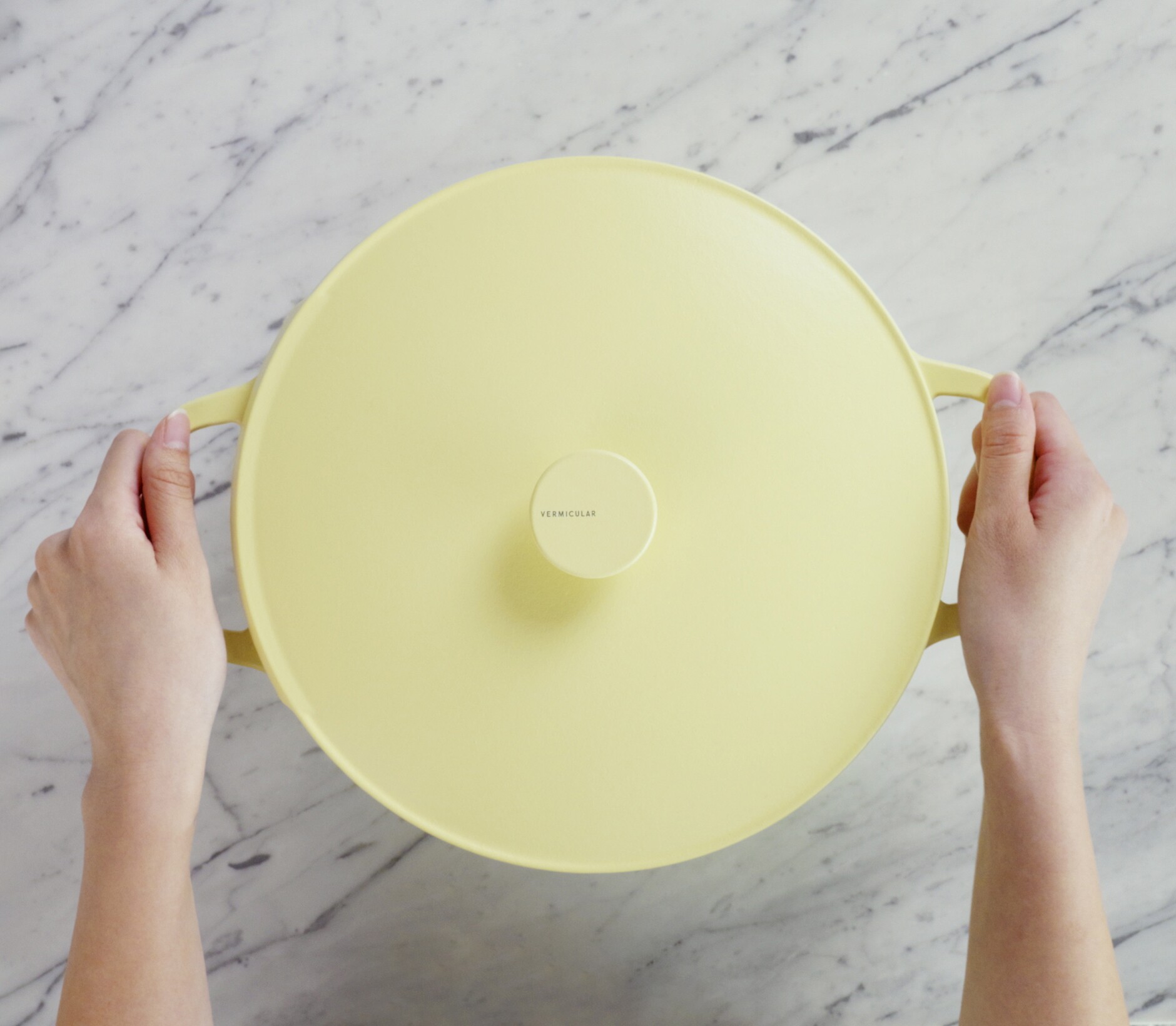 オーブンポット 2 26cm ベーシックノブ＆リッドスタンド[マットリネン