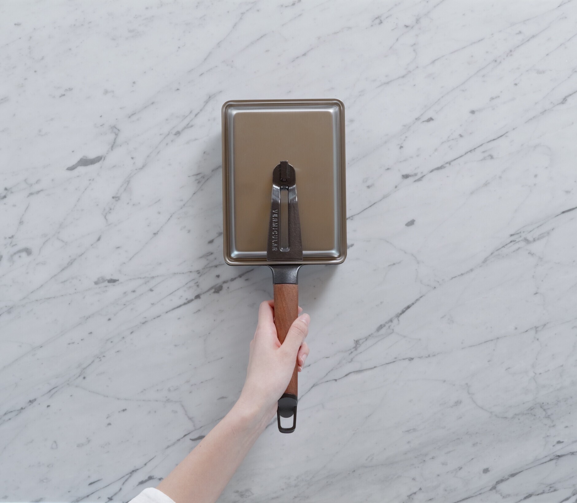 フライパン EGG & TOAST[オーク］ | バーミキュラ公式オンライン